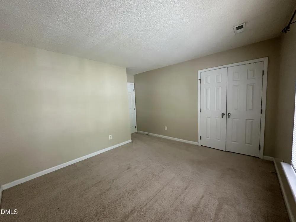 312 Commons Drive Holly Springs, NC 27540