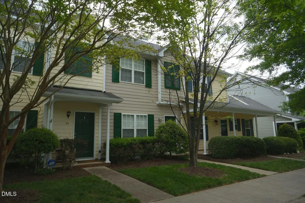 312 Commons Drive Holly Springs, NC 27540