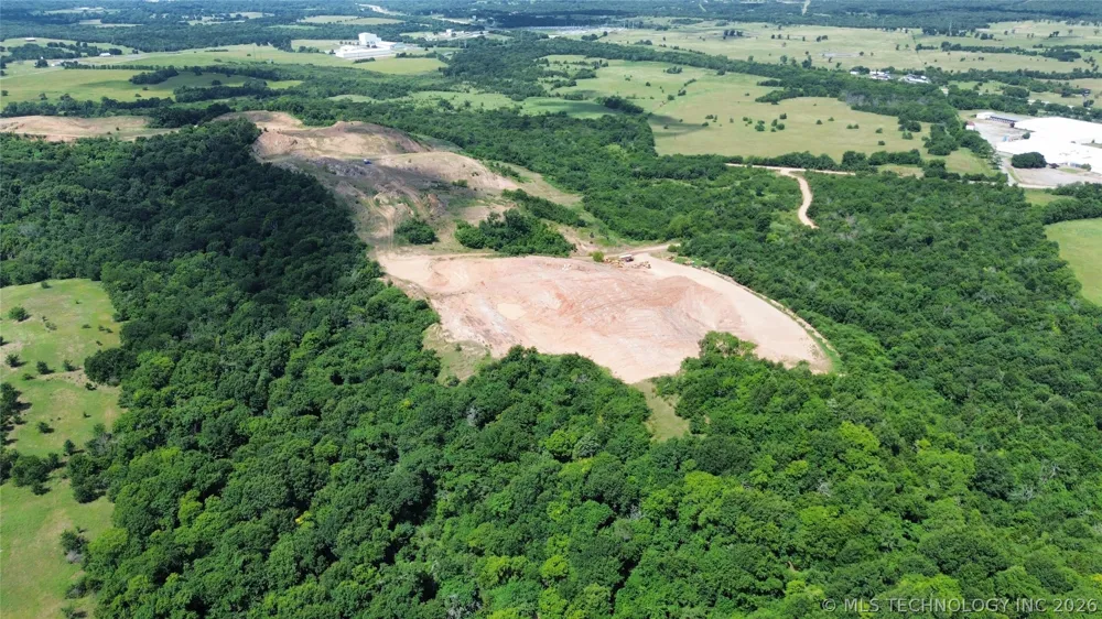 3996 Vinita Road Atoka, OK 74525