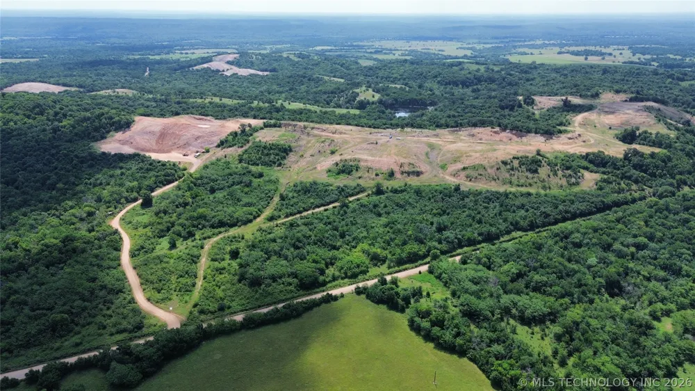 3996 Vinita Road Atoka, OK 74525