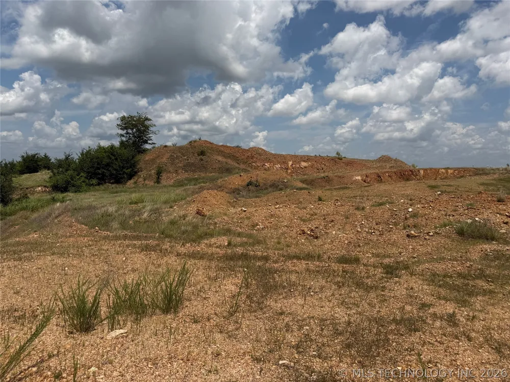 3996 Vinita Road Atoka, OK 74525