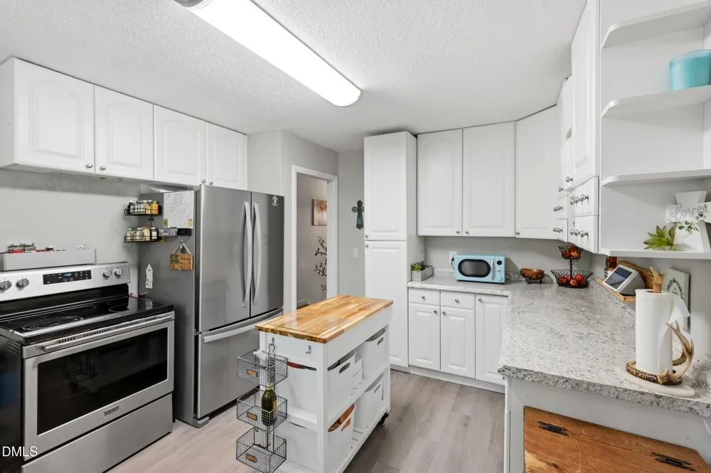 3102 Little River Drive Hillsborough, NC 27278