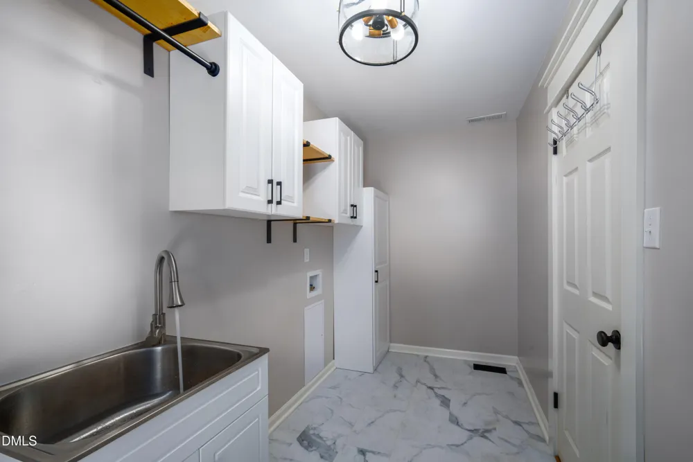 2714 White Smith Road Siler City, NC 27344