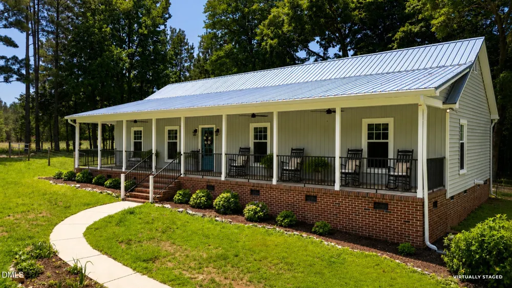 2714 White Smith Road Siler City, NC 27344