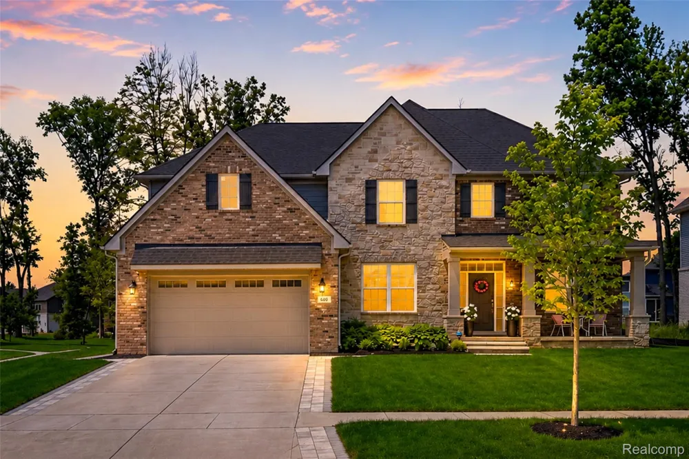640 Allegheny Drive South Lyon City, MI 48178