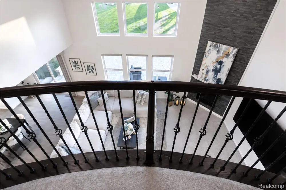 640 Allegheny Drive South Lyon City, MI 48178