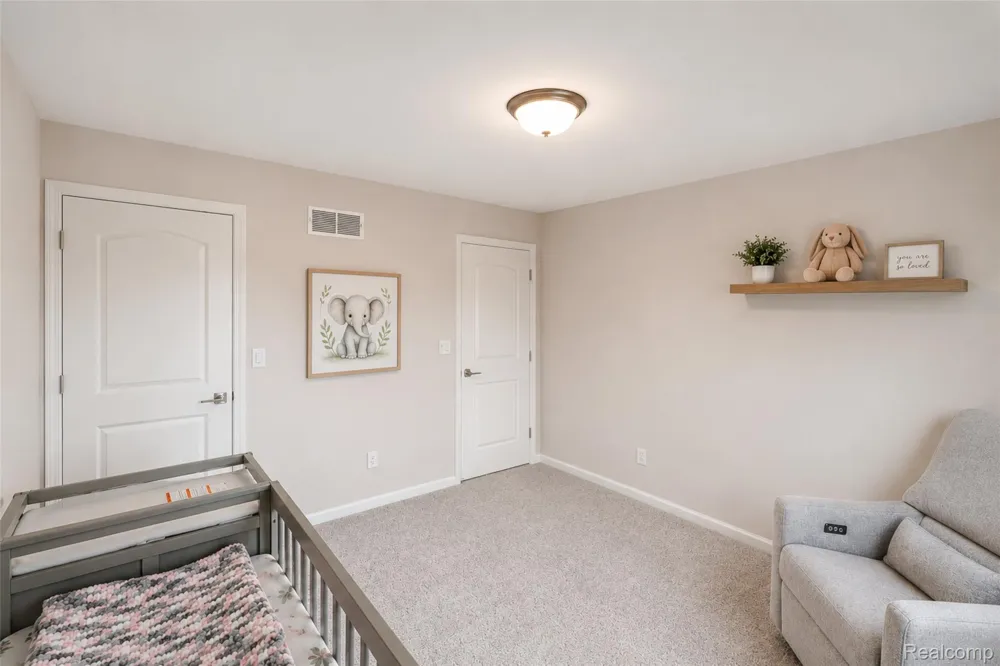 640 Allegheny Drive South Lyon City, MI 48178
