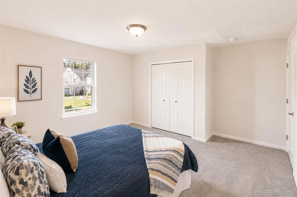 640 Allegheny Drive South Lyon City, MI 48178
