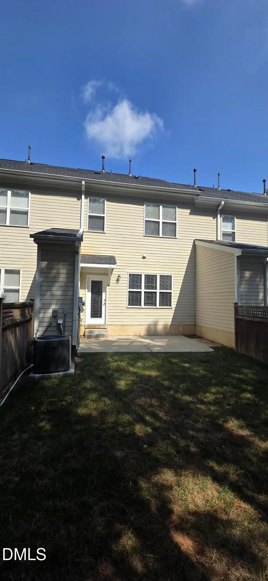 305 Savannah Ridge Road Holly Springs, NC 27540