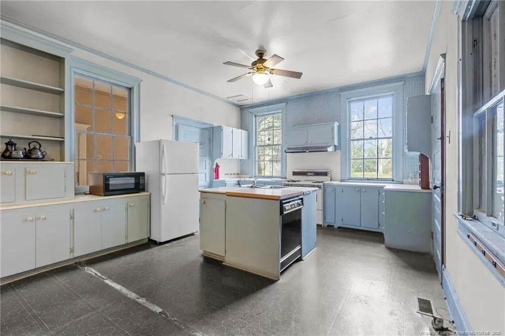 205 Vance Street Red Springs, NC 28377