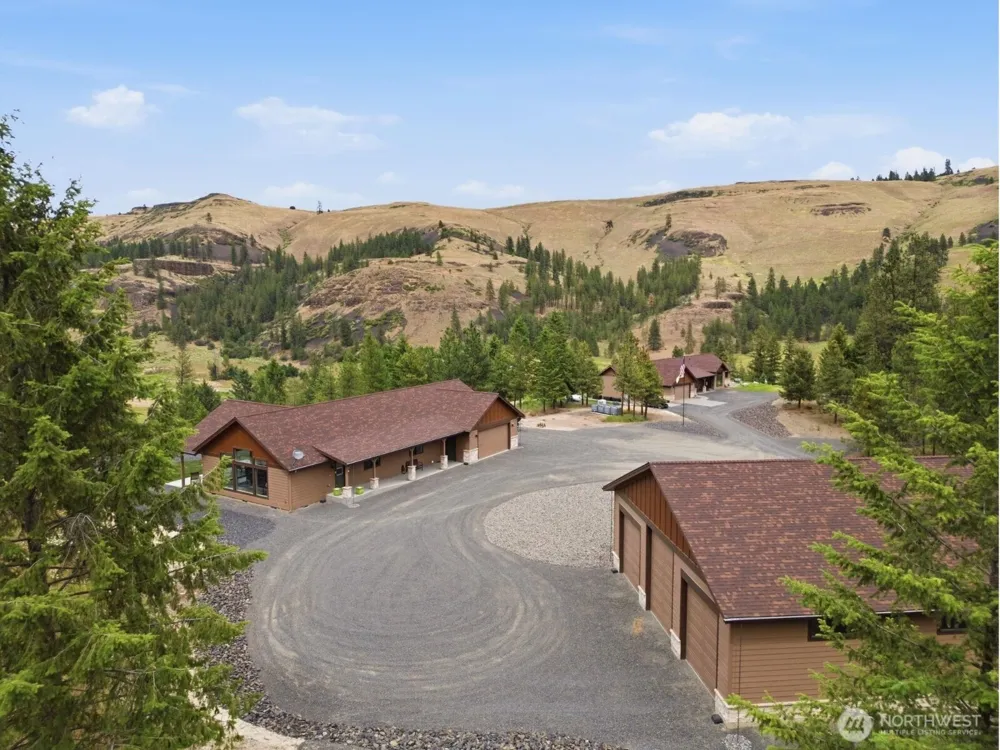 34951 & 34947 Sharptail Lane Davenport, WA 99122
