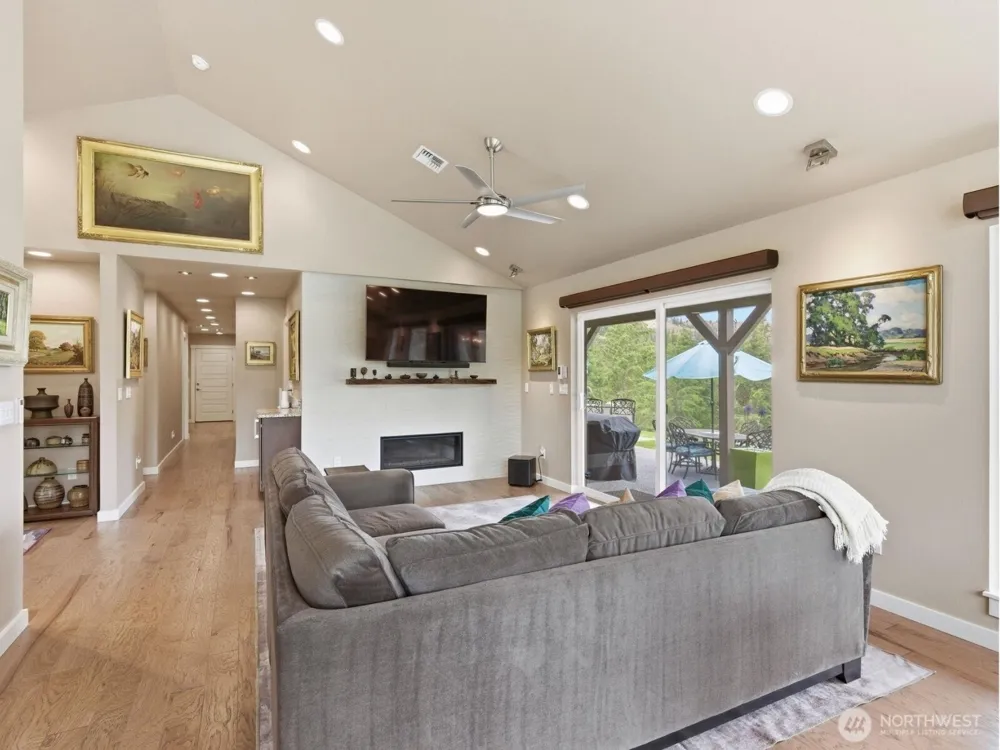 34951 & 34947 Sharptail Lane Davenport, WA 99122