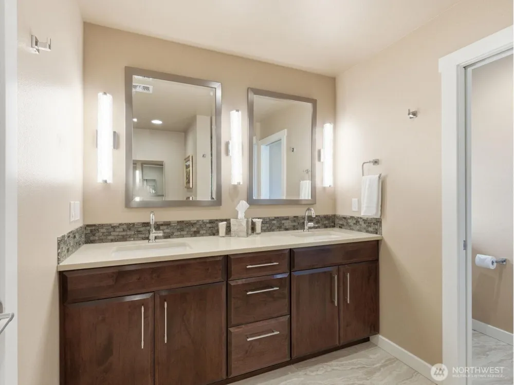 34951 & 34947 Sharptail Lane Davenport, WA 99122