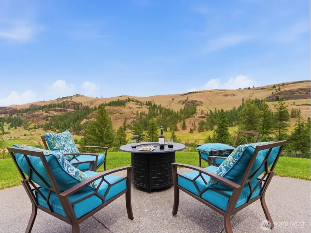 34951 & 34947 Sharptail Lane Davenport, WA 99122