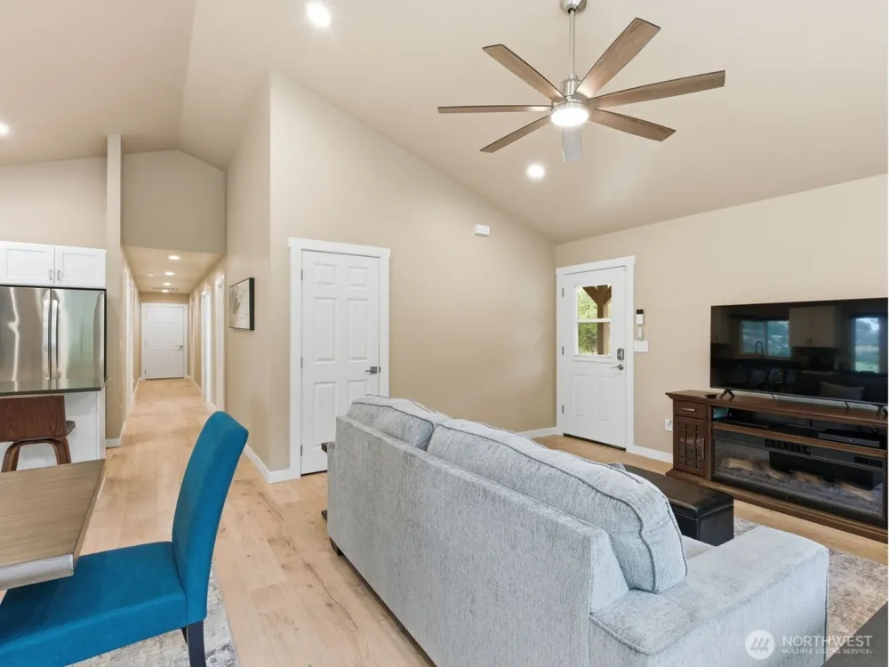 34951 & 34947 Sharptail Lane Davenport, WA 99122