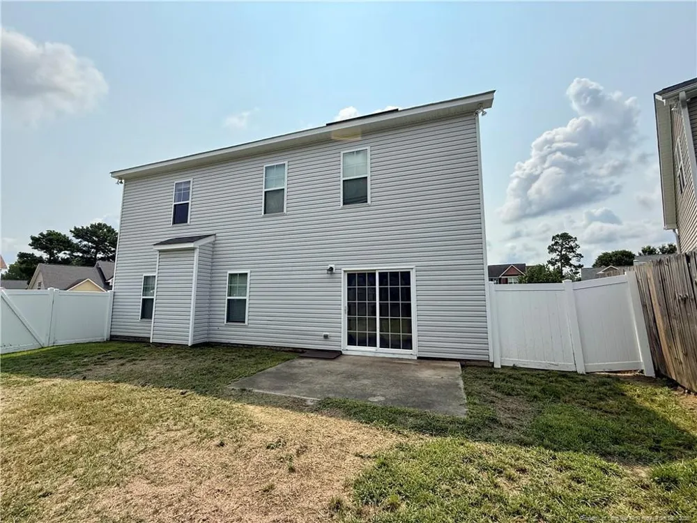 260 Trenton Place Cameron, NC 28326