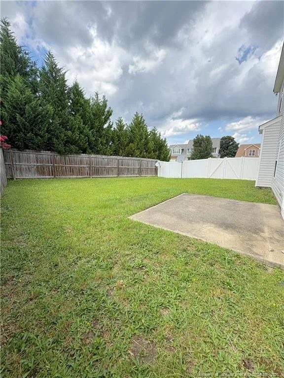 260 Trenton Place Cameron, NC 28326