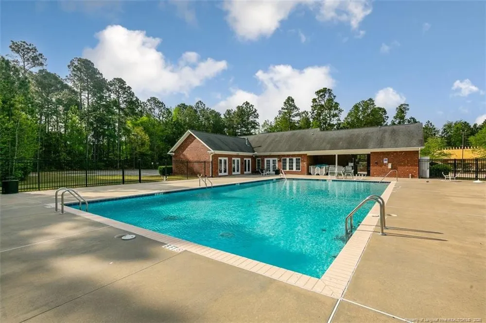 260 Trenton Place Cameron, NC 28326