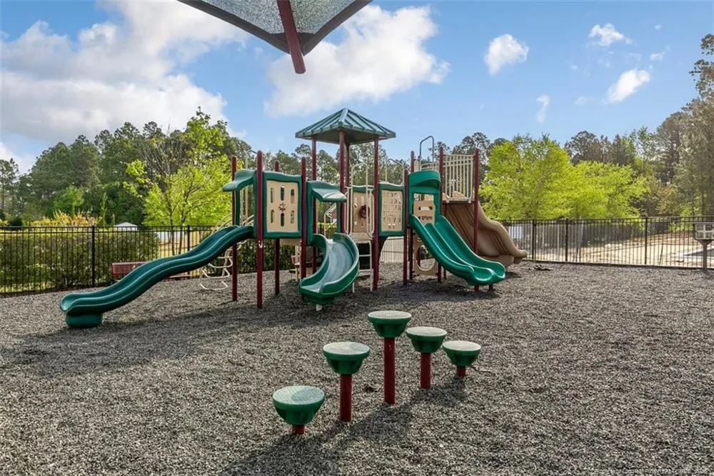 260 Trenton Place Cameron, NC 28326