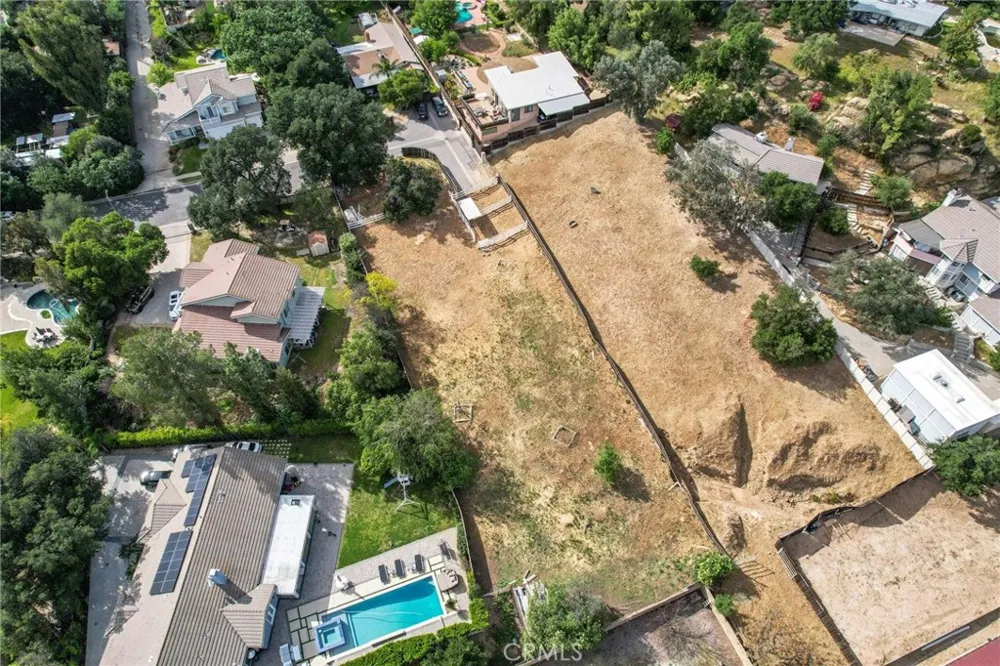 9812 Kentland Avenue Chatsworth, CA 91311
