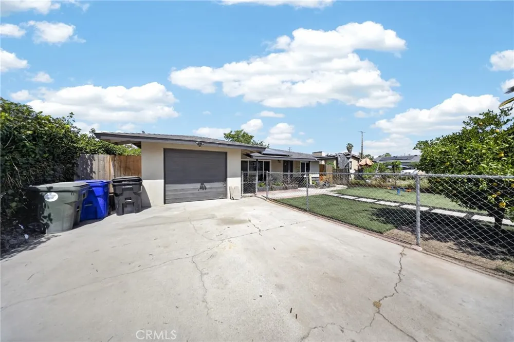 7726 Del Rosa San Bernardino, CA 92410