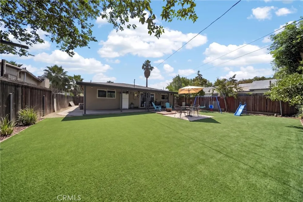 7726 Del Rosa San Bernardino, CA 92410