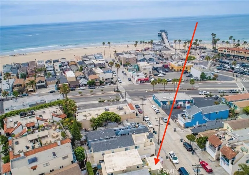 214 20th Street #A Newport Beach, CA 92663