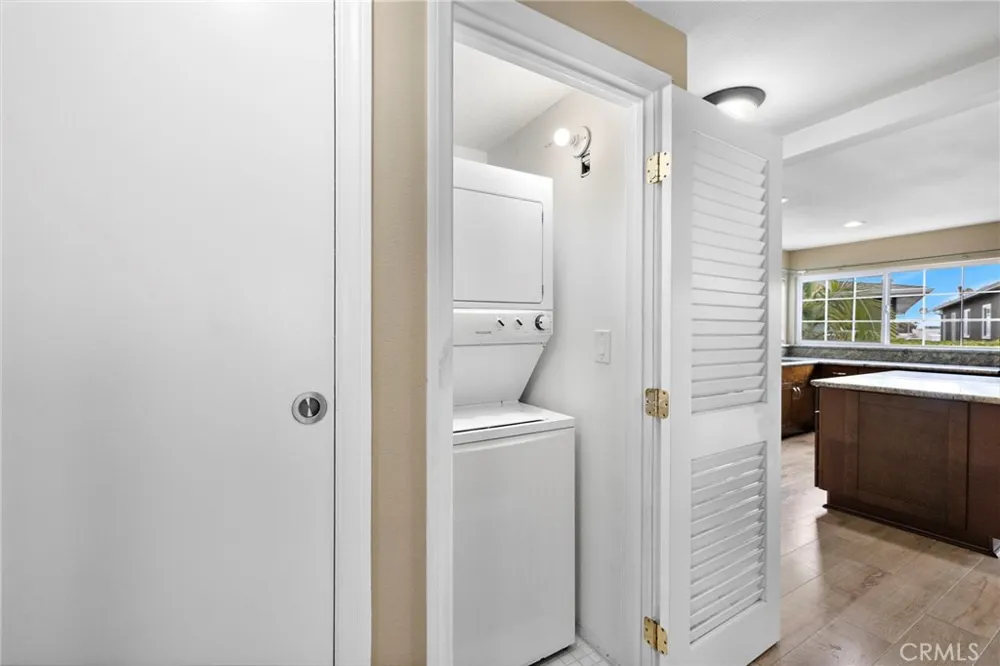 214 20th Street #A Newport Beach, CA 92663