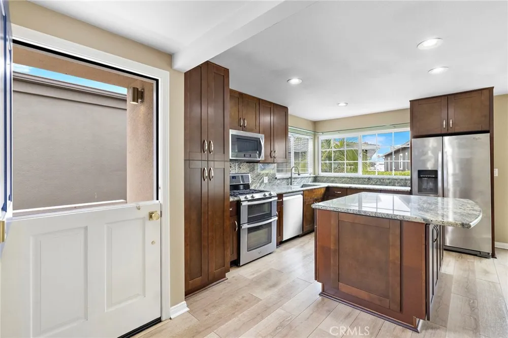 214 20th Street #A Newport Beach, CA 92663