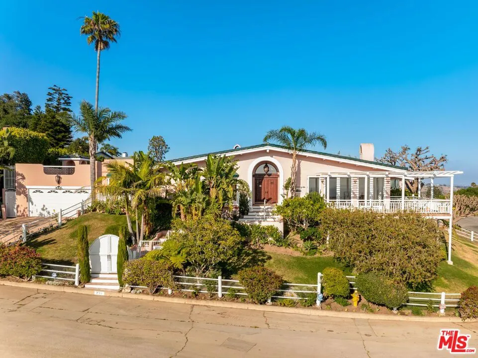 206 Bellino Drive Los Angeles, CA 90272