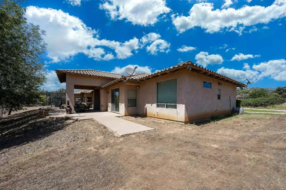 285 Penn Street Ramona, CA 92065