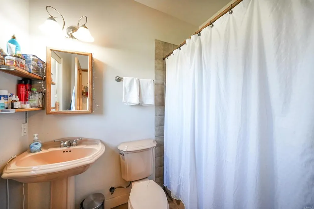 285 Penn Street Ramona, CA 92065