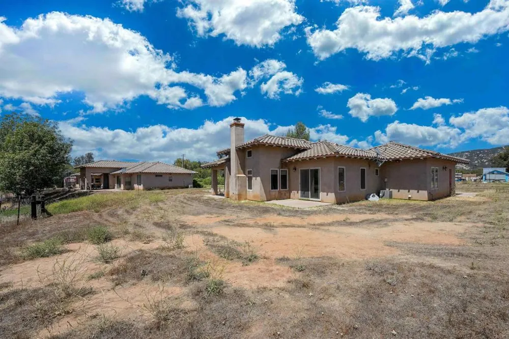 285 Penn Street Ramona, CA 92065