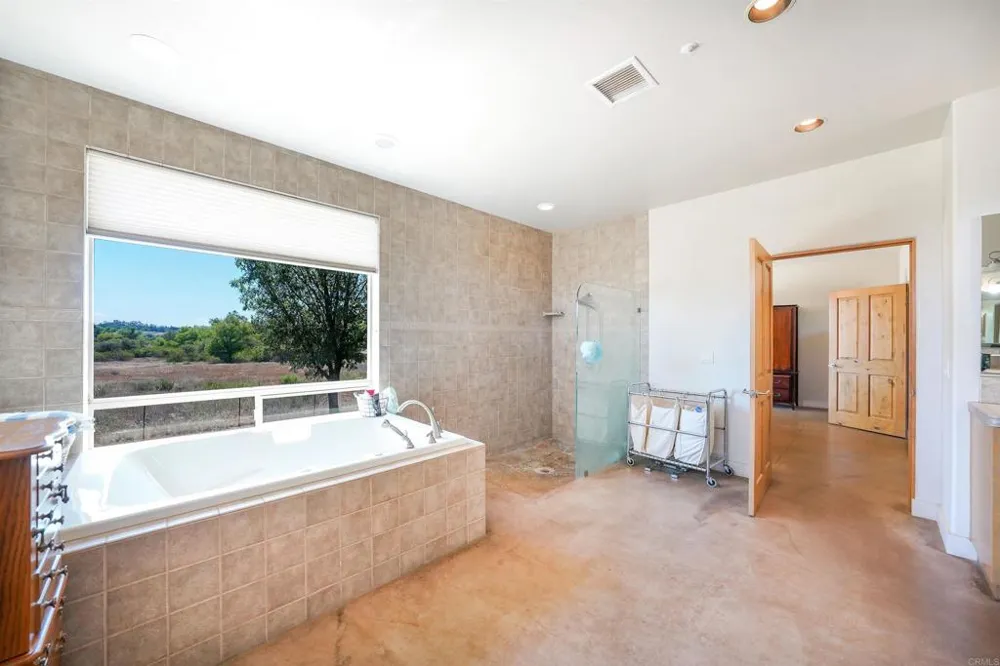 285 Penn Street Ramona, CA 92065