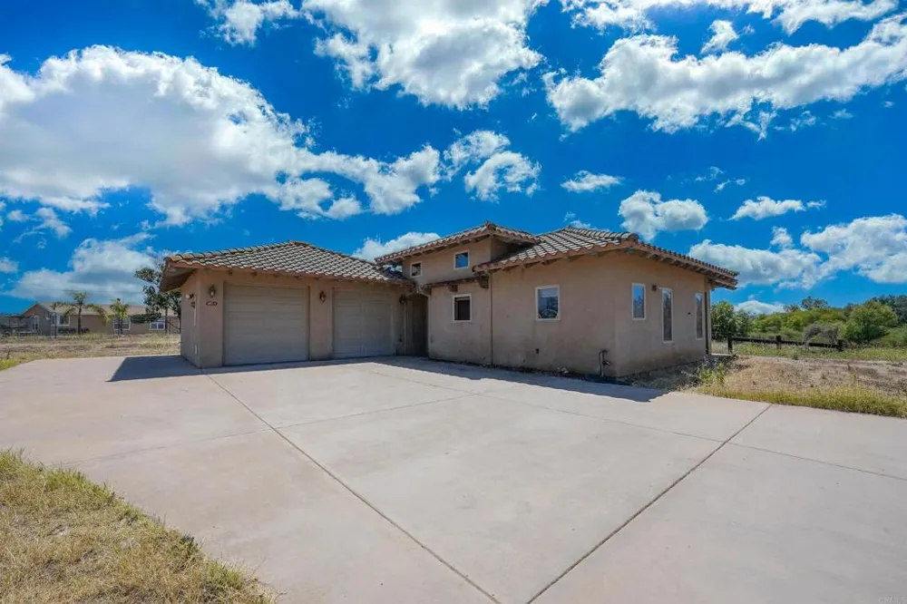 285 Penn Street Ramona, CA 92065
