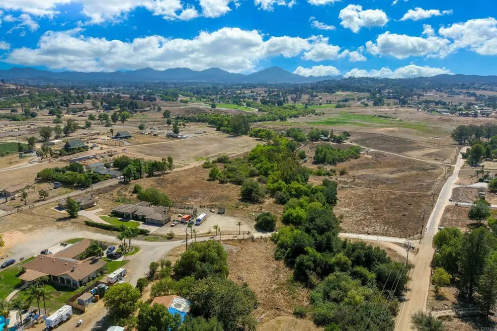 285 Penn Street Ramona, CA 92065