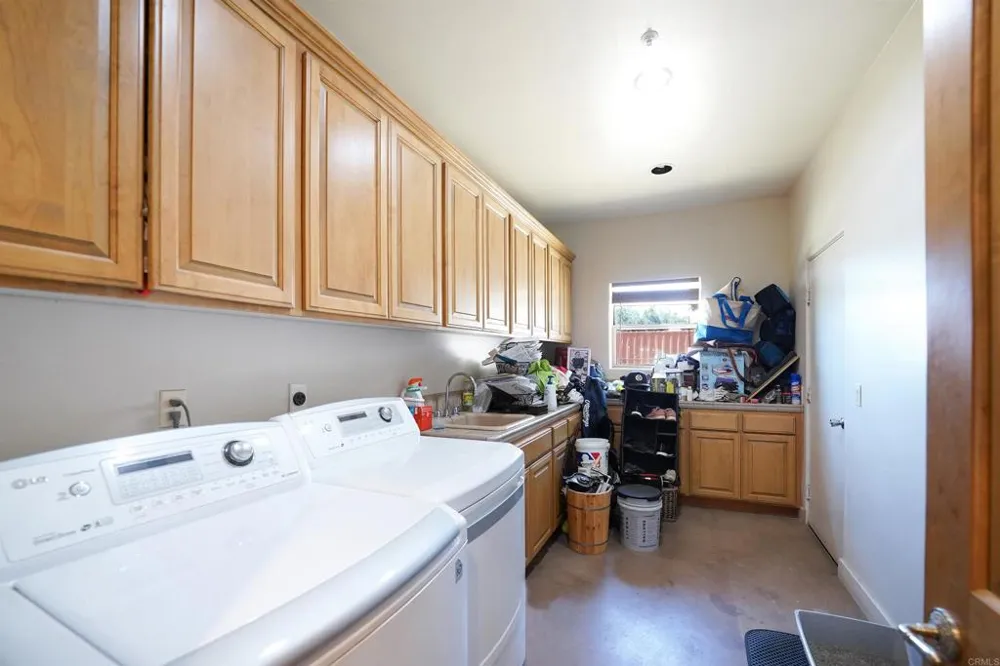 285 Penn Street Ramona, CA 92065