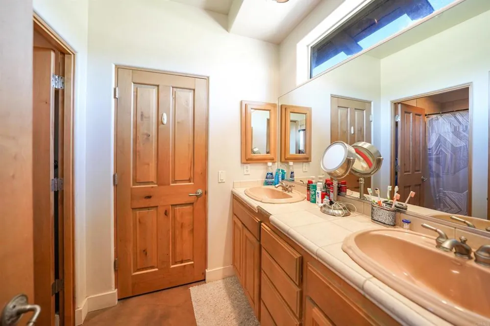 285 Penn Street Ramona, CA 92065