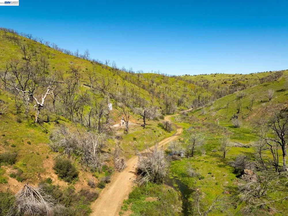 15676 W Corral Hollow Rd Tracy, CA 95377