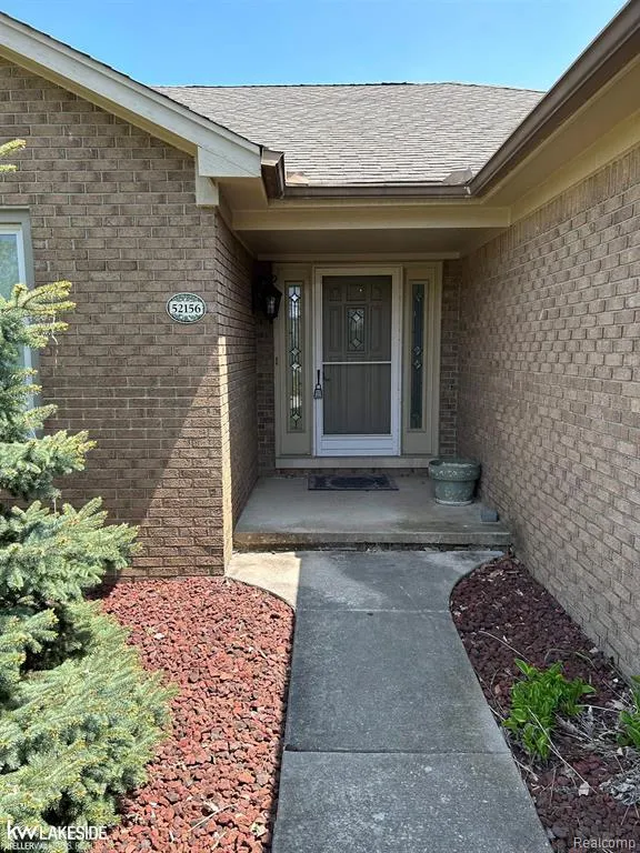 52156 Antler Drive Macomb Township, MI 48042