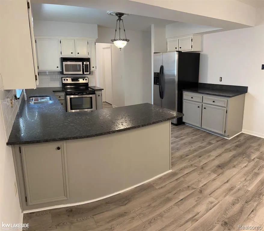 52156 Antler Drive Macomb Township, MI 48042