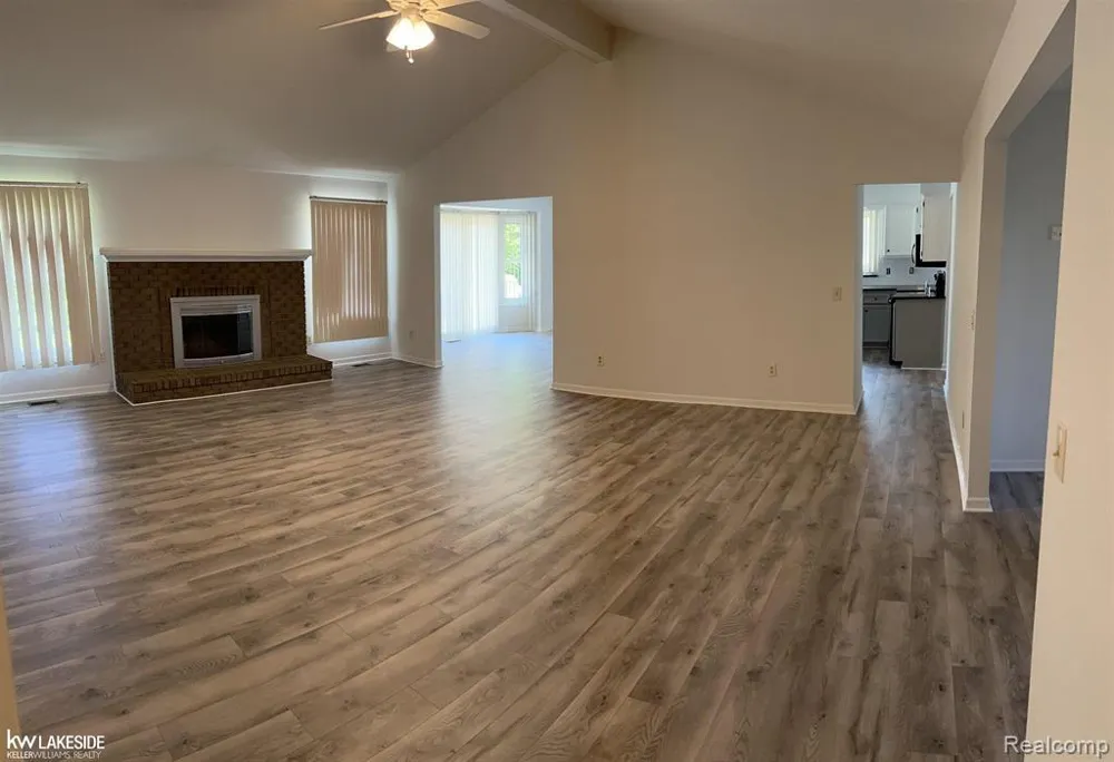52156 Antler Drive Macomb Township, MI 48042