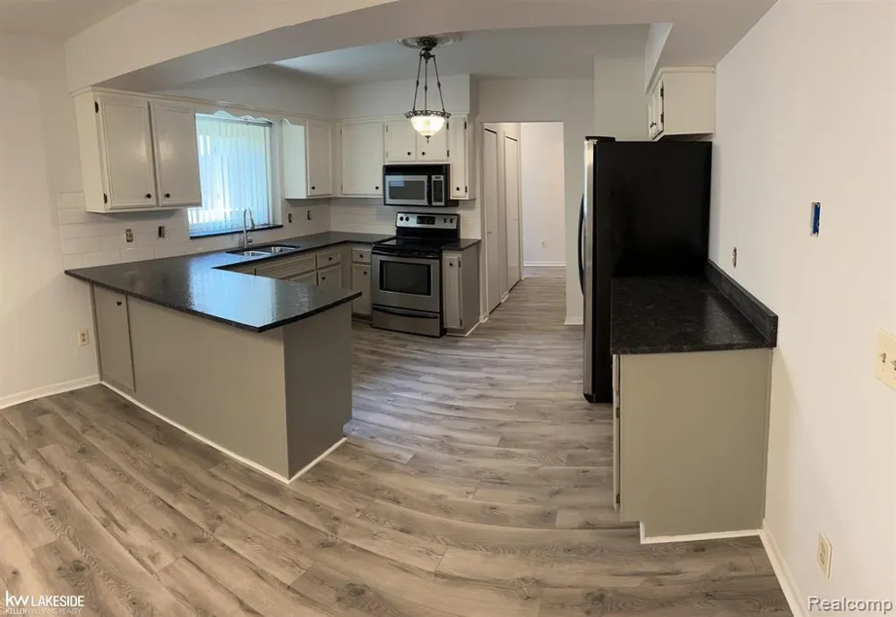 52156 Antler Drive Macomb Township, MI 48042