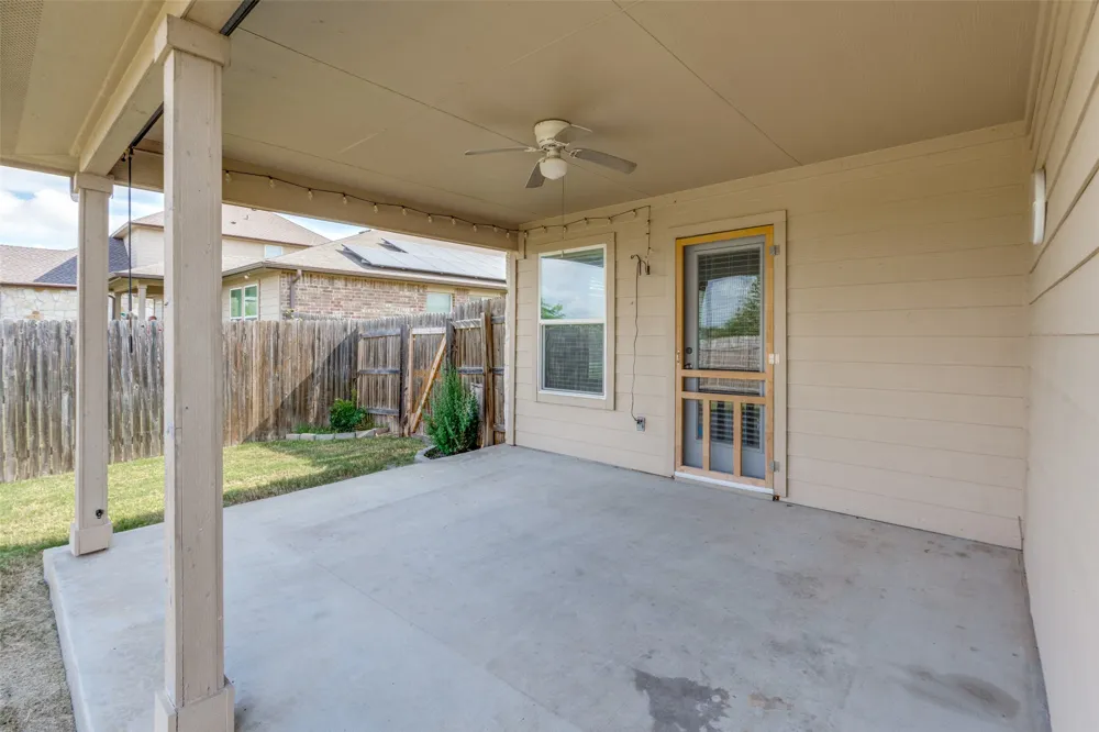 113 Screech Owl Drive Kyle, TX 78640