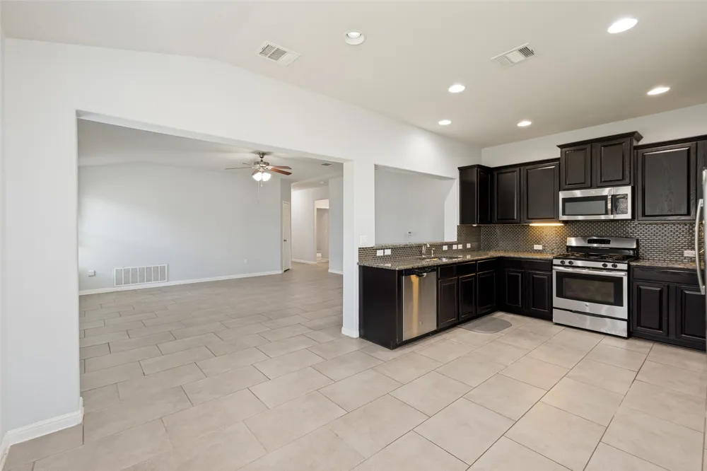 113 Screech Owl Drive Kyle, TX 78640