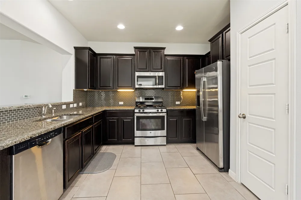 113 Screech Owl Drive Kyle, TX 78640