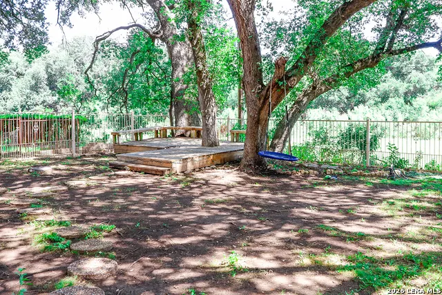 171 OAK LN Brackettville, TX 78832