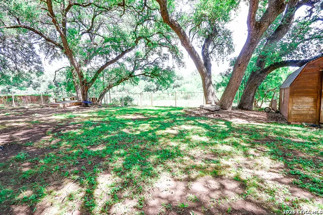 171 OAK LN Brackettville, TX 78832