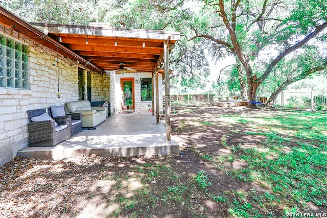 171 OAK LN Brackettville, TX 78832