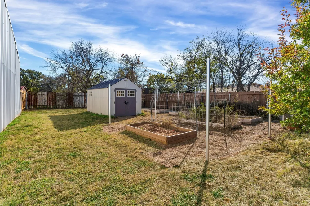 406 Oak Lane Tolar, TX 76476